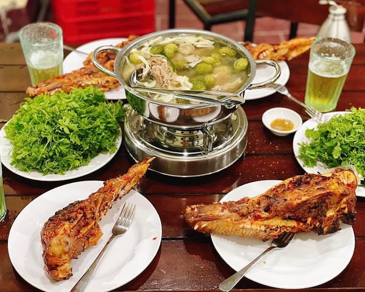 Hình ảnh Má Heo Nướng Nguyên Cọp - 5