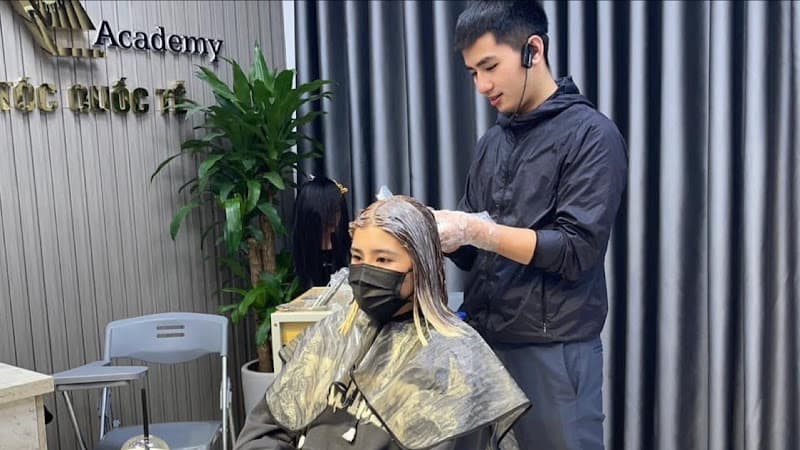 Hình ảnh Anh Tú Hair Salon - hiệu tóc nữ - 3