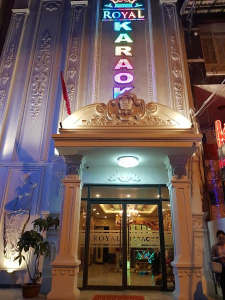 Hình ảnh ROYAL KARAOKE - 4