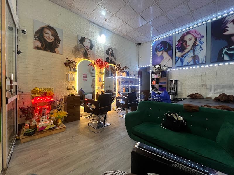 Hình ảnh Ngọc Ánh eyelash - nail -head washing - 4