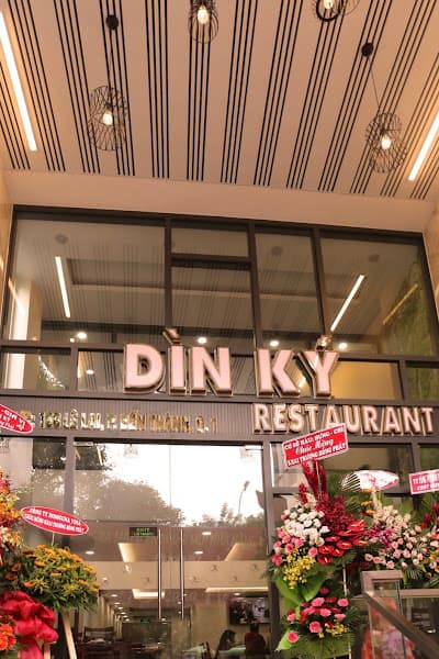 Nhà hàng Dìn Ký Nguyễn Trãi