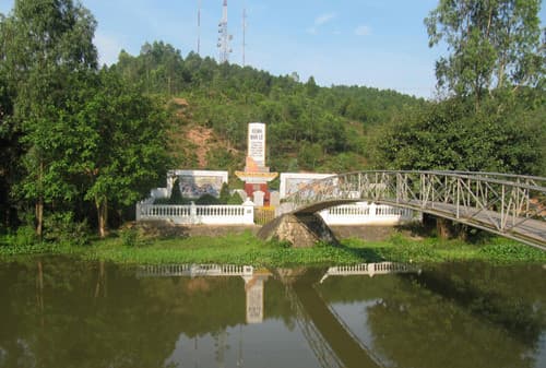 Hình ảnh Đài Tưởng niệm Kênh Nhà Lê - 2