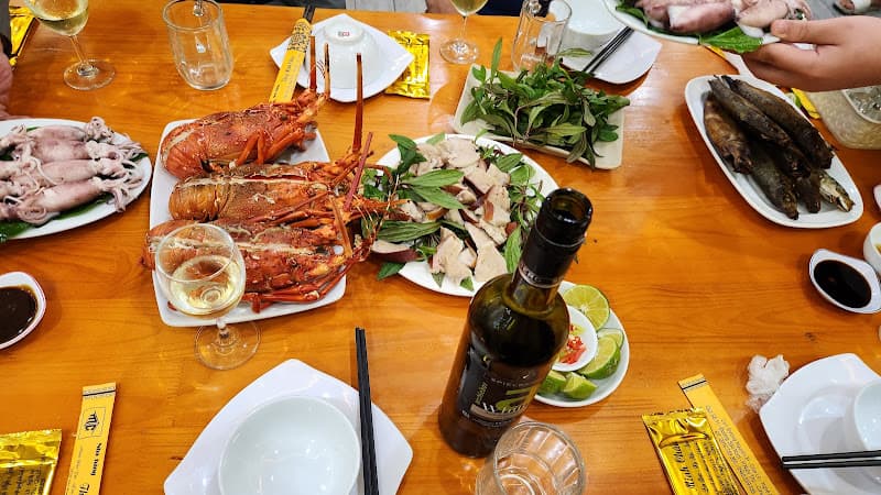 Hình ảnh Nhà Hàng Thủy Minh Châu - Địa chỉ ăn hải sản tươi ngon chất lượng tại Cửa Lò - 2