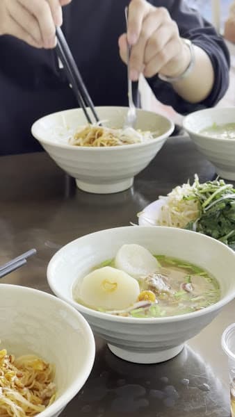 Hình ảnh HỦ TIẾU MỰC A BỔ - 3