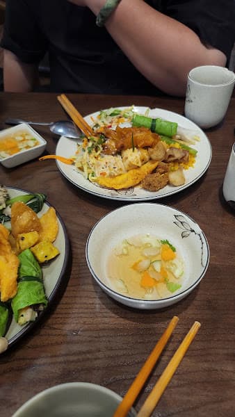 Hình ảnh Vô Vi Chay 1 - 3