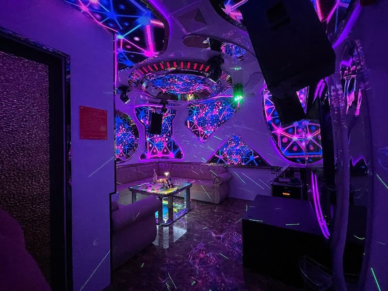 Hình ảnh Karaoke Venus_Giang Biên - 4