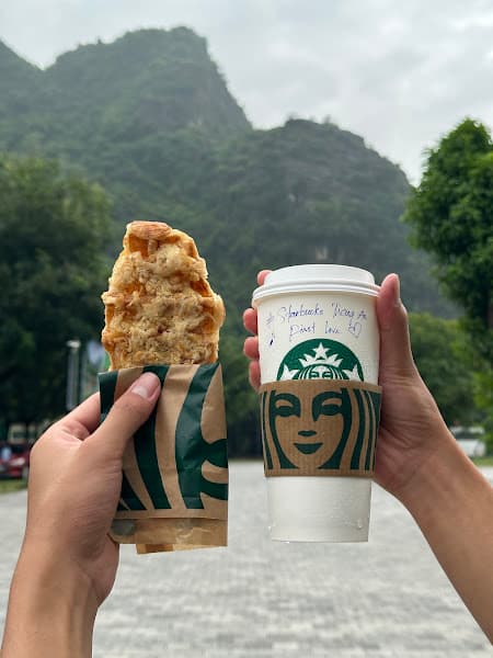 Hình ảnh Starbucks Tràng An - 2