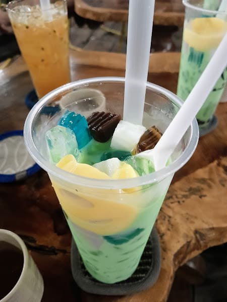 Tiệm cà phê Reply1993