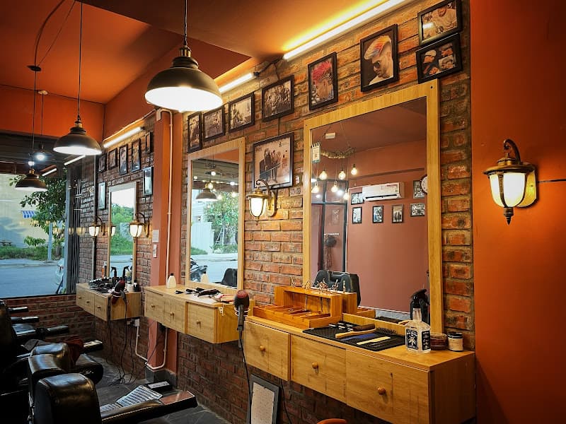 Hình ảnh Factory Barber Shop 2 - 6