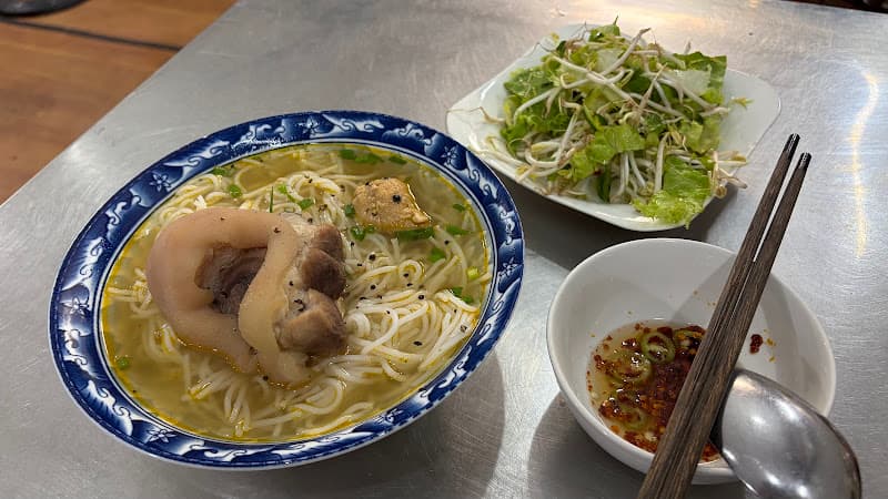 Hình ảnh Quán Út - Bún Bò Huế Sông Hương - 6