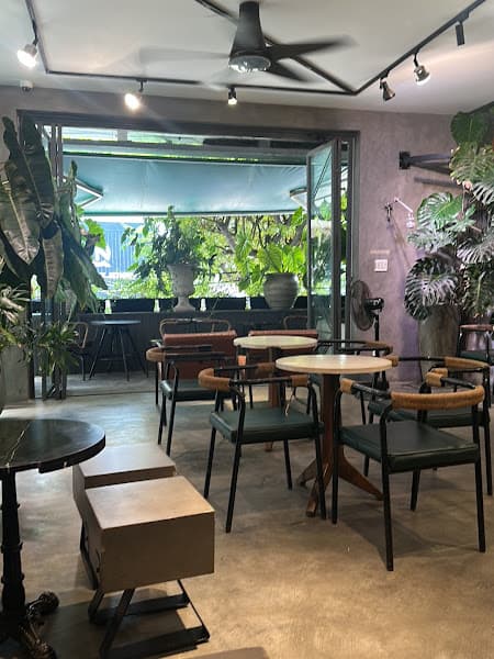 Hình ảnh The Powerhouse Legacy - 2