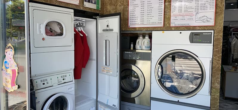 Hình ảnh Giặt Sấy Wash Friends Nguyễn Văn Cừ - 3