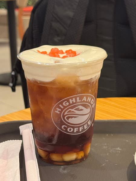 Hình ảnh Highlands Coffee Quốc Lộ 13 - 2