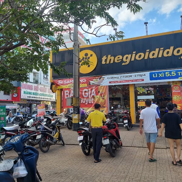 Hình ảnh Thế Giới Di Đông Co.op Mart Đồng Xoài - 3