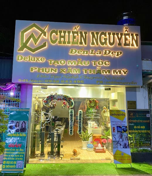 Hình ảnh Hair Salon Chiến Nguyễn Deluxe - 4