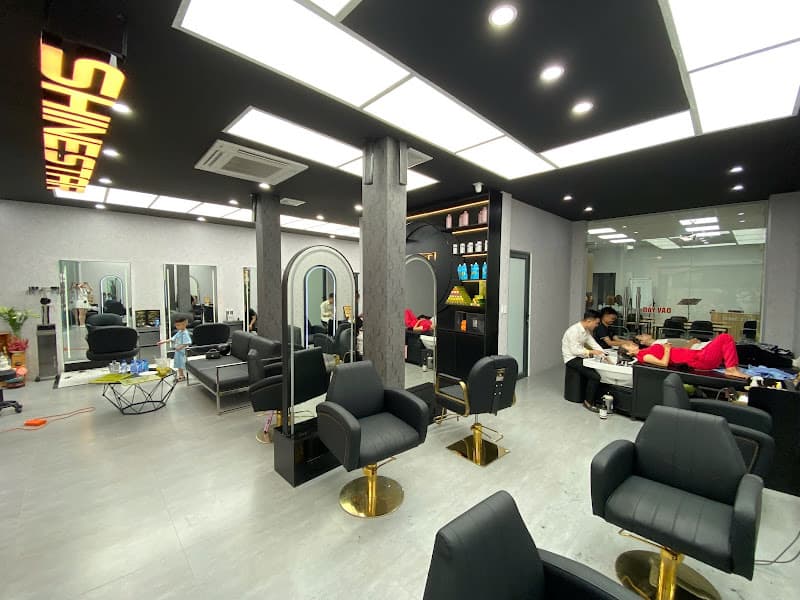 Hình ảnh Viện Tóc Quốc Tế SHINESTAR - 3