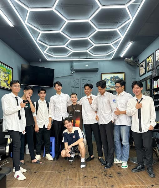 Hình ảnh SƠN THE BARBERSHOP - 4