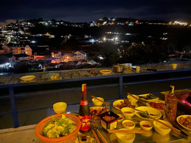Hình ảnh Lẩu Gà Lá É Alida & Homestay Đà Lạt Giá Rẻ - 4
