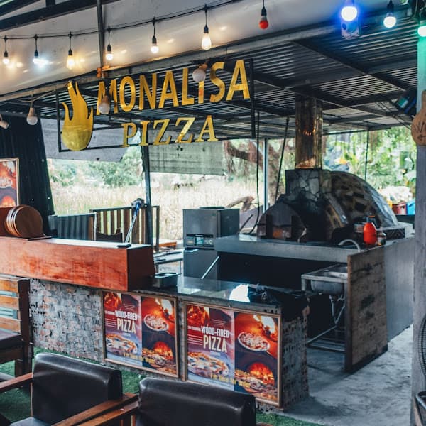 Monalisa Bar & Restaurant
