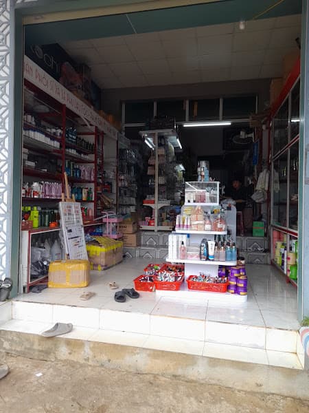 Ảnh bìa Phụ liệu tóc , mi, Nail mỹ phẩm khiêm loan