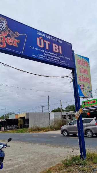 Hình ảnh Quán ăn Gia Đình ÚT BI - 2