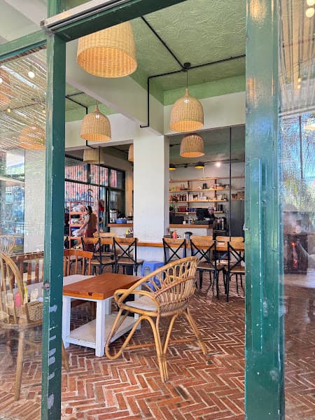 Hình ảnh BÚN BÒ THỐ ĐÁ HOA DÓ & Coffe - 2