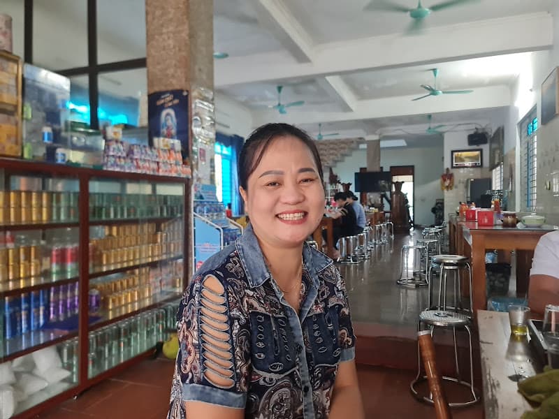 Hình ảnh Nhà Hàng Cơm Phở Tiến Xuân - 2