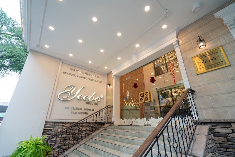 Nhà hàng hải sản & lẩu Yeebo (Quận 1) - Yeebo Seafood and Hotpot Restaurant (District 1)