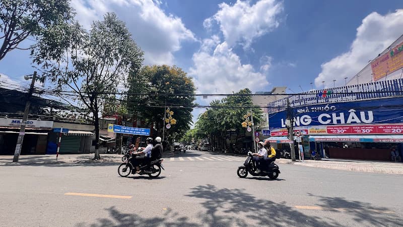 Hình ảnh Nhà Thuốc FPT Long Châu - 3