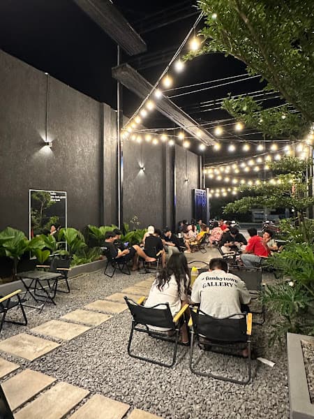 Fiftyfive Coffee & Breakfast