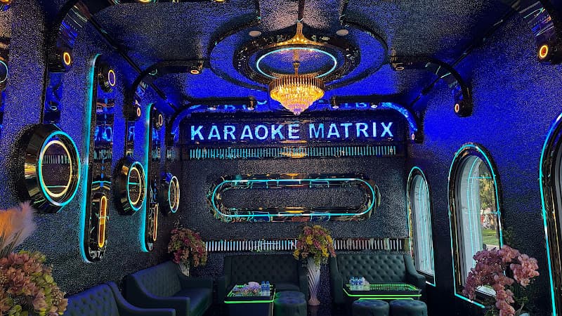 Hình ảnh KARAOKE MATRIX KTV 龙宫 (微信号订房: matrix_ktv) - 5
