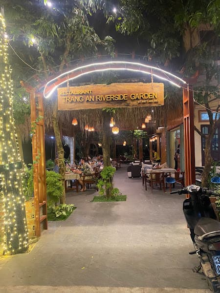 Trang an Riverside garden restaurant