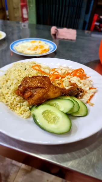 Hình ảnh Quán Cơm Gà Xối Mỡ An An - 2