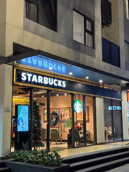 Starbucks Vinhomes Grand Park Origami