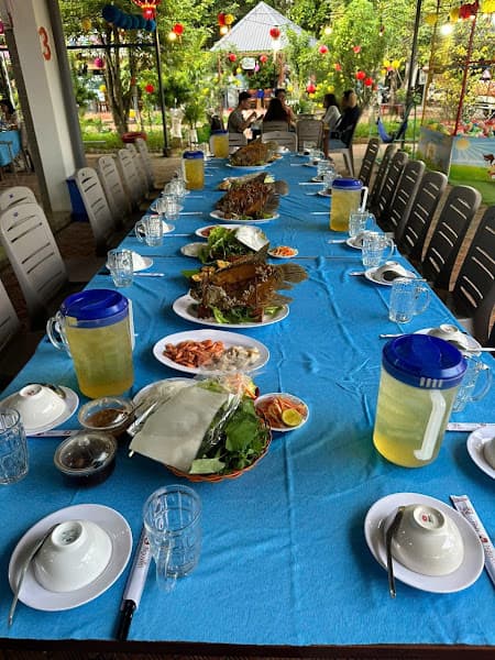 Hình ảnh Nhà Hàng Sân Vườn Thúy Nguyễn 2 - 3