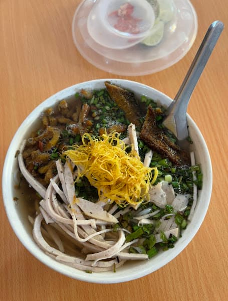 Hình ảnh Bún thang, miến lươn, bún bò Huế - 2