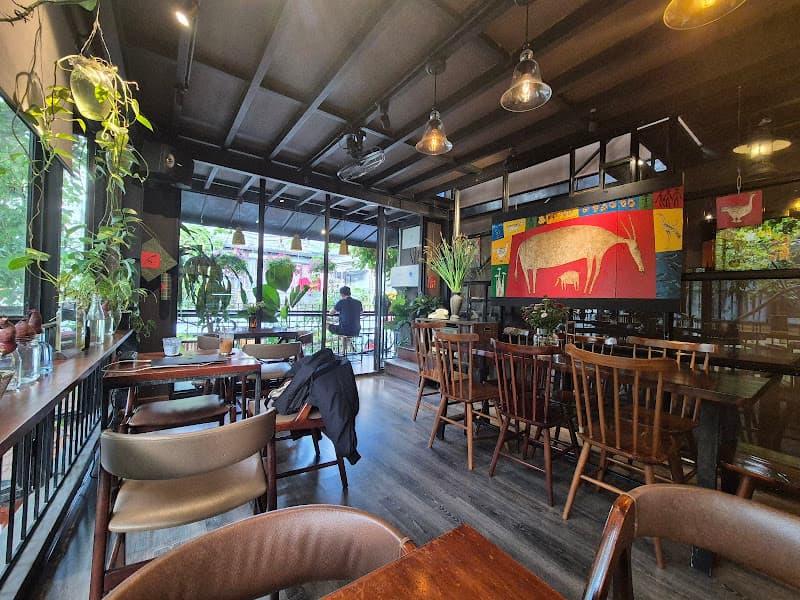Hình ảnh Ta Gallery (Ta Cafe & Bakery) - 3