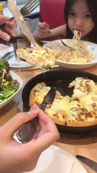Hình ảnh Pizza Hut - 2