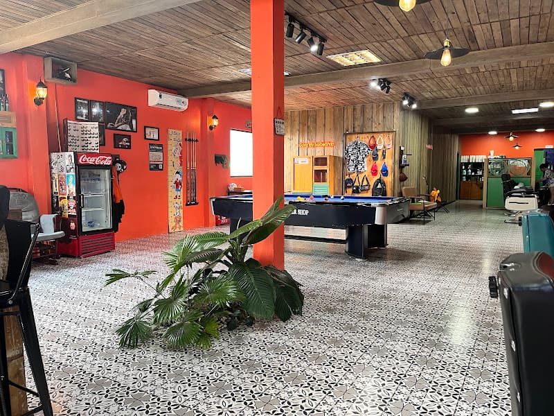 Ảnh bìa Đông Tây BarberShop