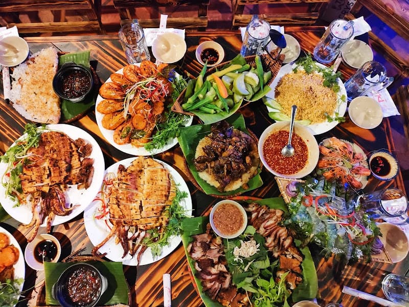 Hình ảnh Quán Ăn Gia Đình PHỐ XA - 2