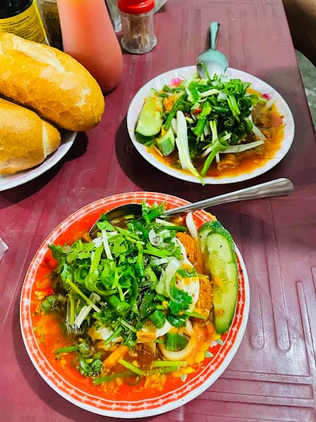 Bánh Mì Xíu Mại Nguyễn Kiệm