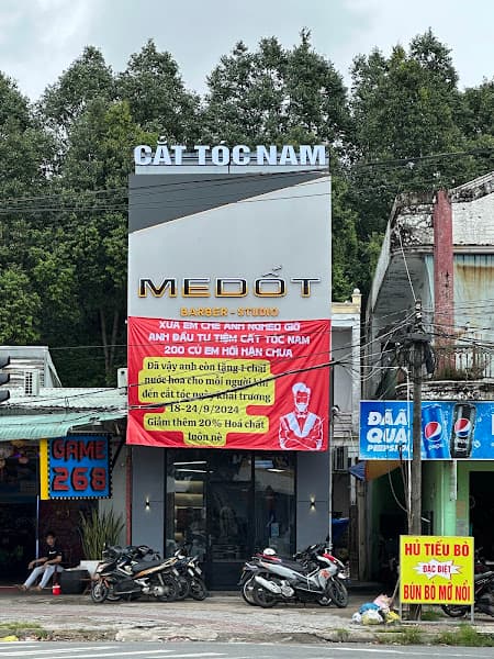 Hình ảnh MeDốt Barbershop - Cắt Tóc Nam Cần Thơ - 4