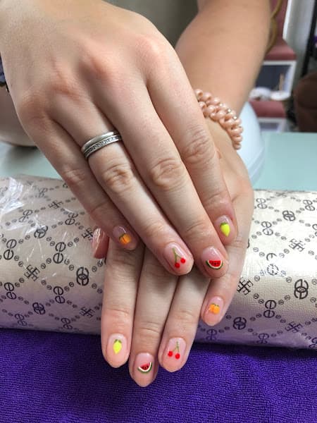 Hình ảnh Gạo Nail: manicure, pedicure, eyelash, eyebrows, hair wash, dye hair - 7