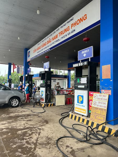 Trạm xăng dầu Nam Trung Phong