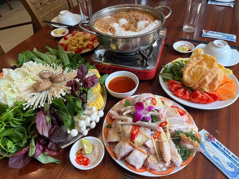 Hình ảnh Lẩu Riêu Cua Gà Tre - 4