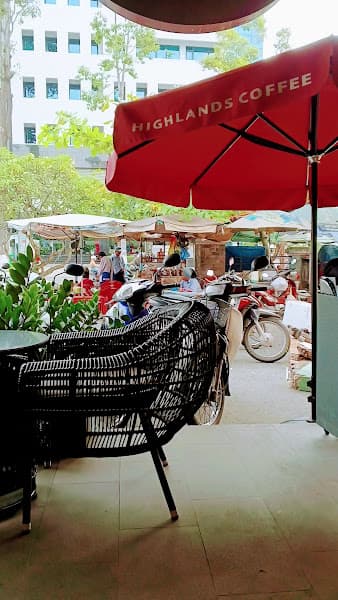 Hình ảnh HighLands Coffee CoopMart - 3