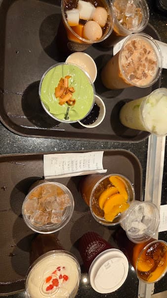 Hình ảnh Highlands Coffee QT09-11 Vincom Shophouse Vinh - 2