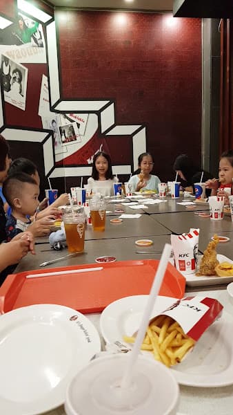 Hình ảnh KFC Nguyễn Văn Cừ - 4