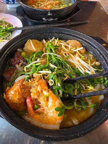 Hình ảnh Cô Ngân Muối Ghẹ 574 NGUYỄN THÁI SƠN ( Bánh Canh, Miến Trộn) - 2