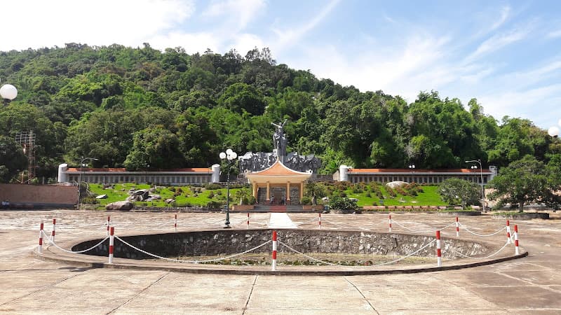 Hình ảnh BQL Di tích Lịch sử - Thắng Cảnh Hòn Đất - 3